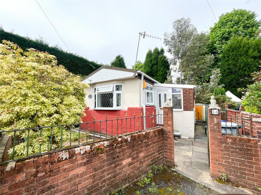 1 bedroom mobile home for sale in Sovereign Hall Caravan Park, Mossley, OL5