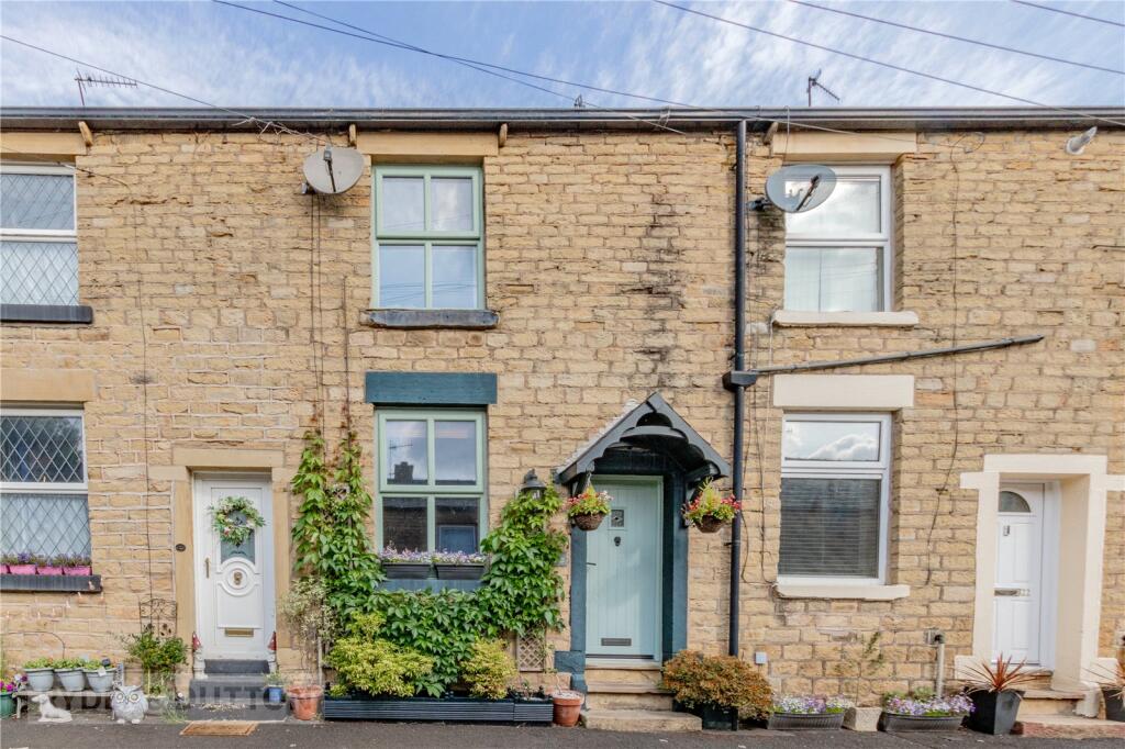 2 bedroom terraced house