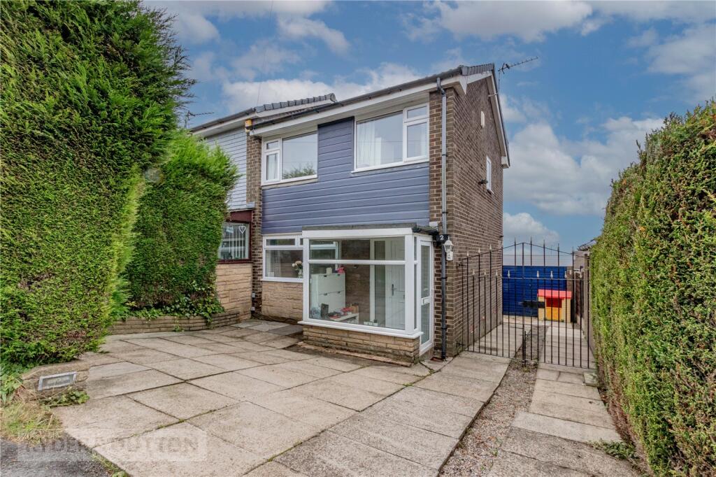 3 bedroom end of terrace house