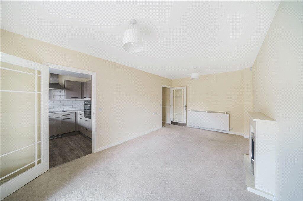 1 bedroom apartment for sale in Heath Lodge, Marsh Road, Pinner, HA5