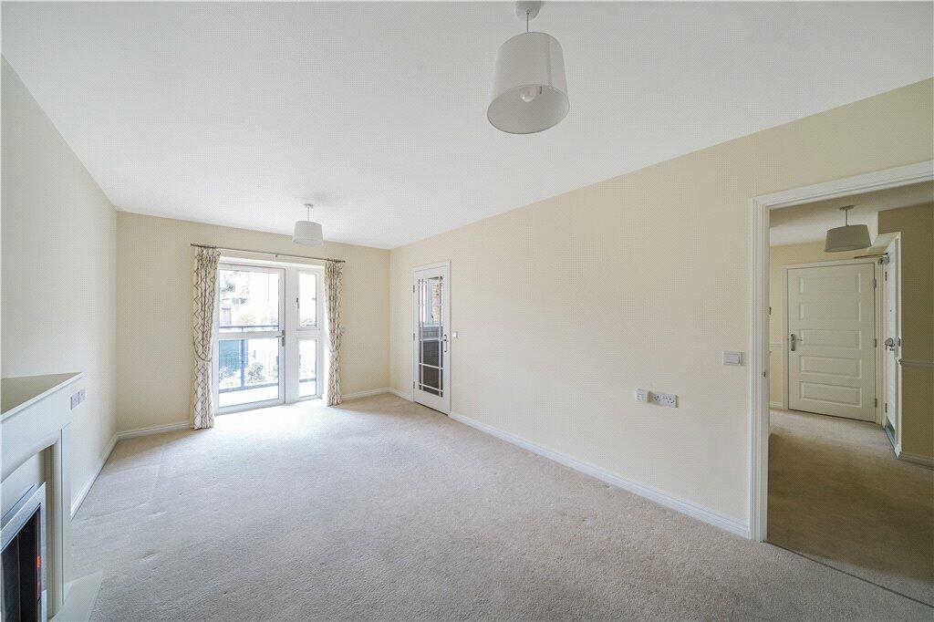 1 bedroom apartment for sale in Heath Lodge, Marsh Road, Pinner, HA5