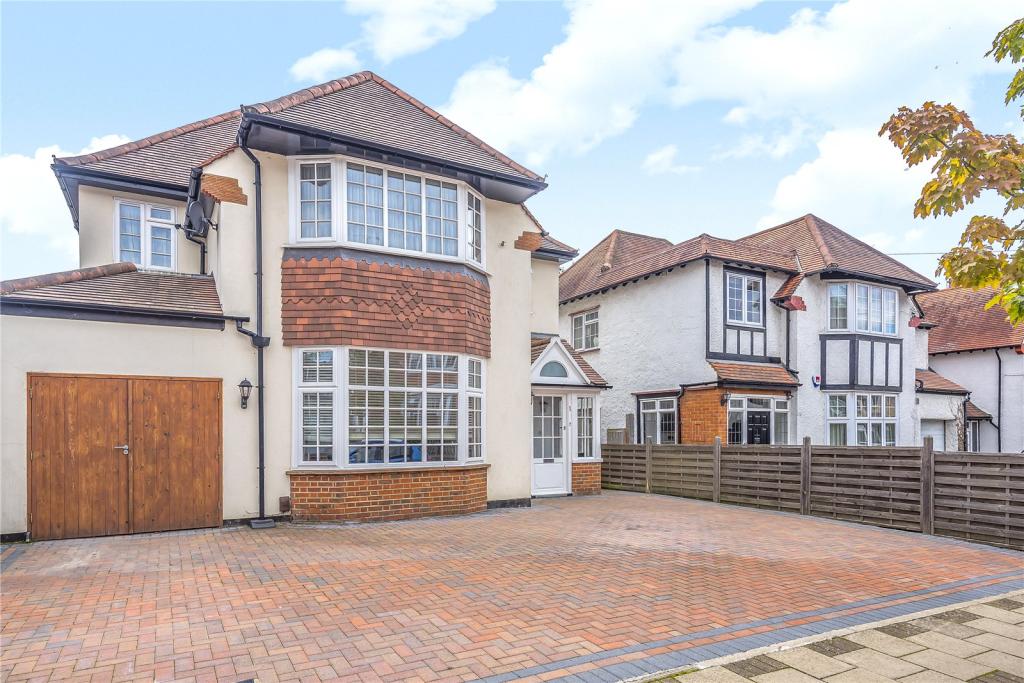6 bedroom detached house for sale in Cecil Park, Pinner, Middlesex, HA5