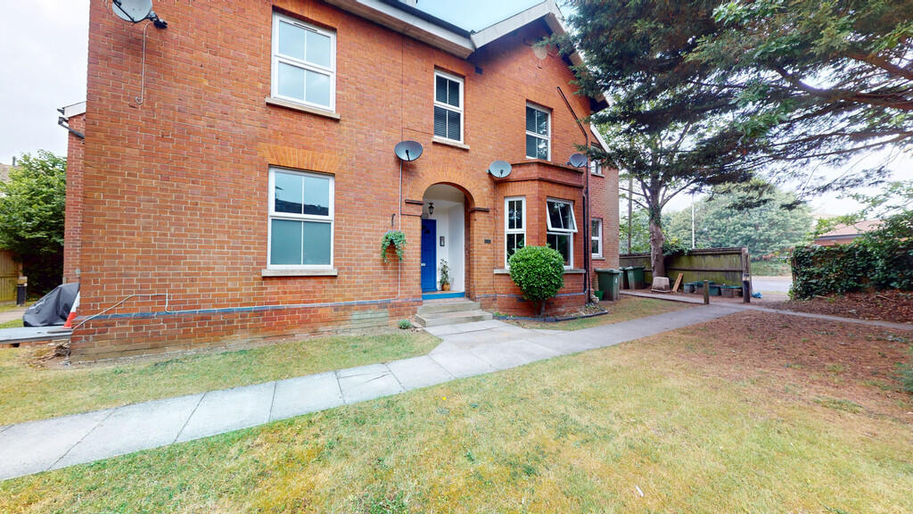 Main image of property: Yeend Close , Yeend Close 