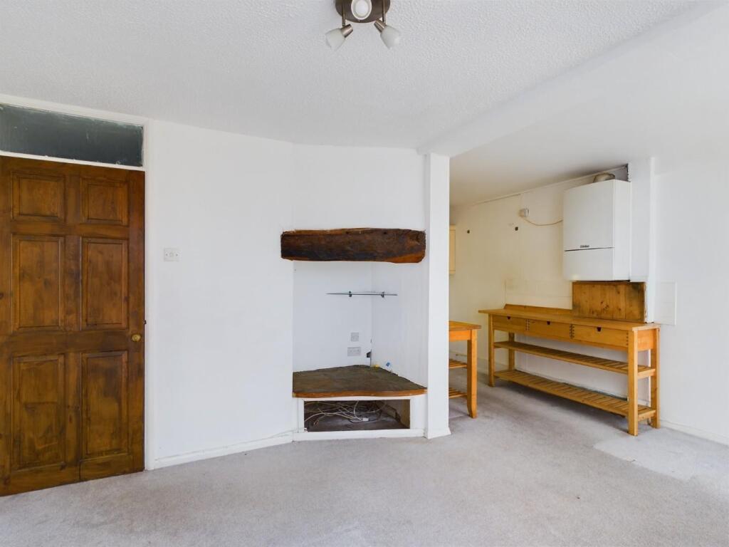 Additional property image - Holly Close, Speedwell, Bristol
