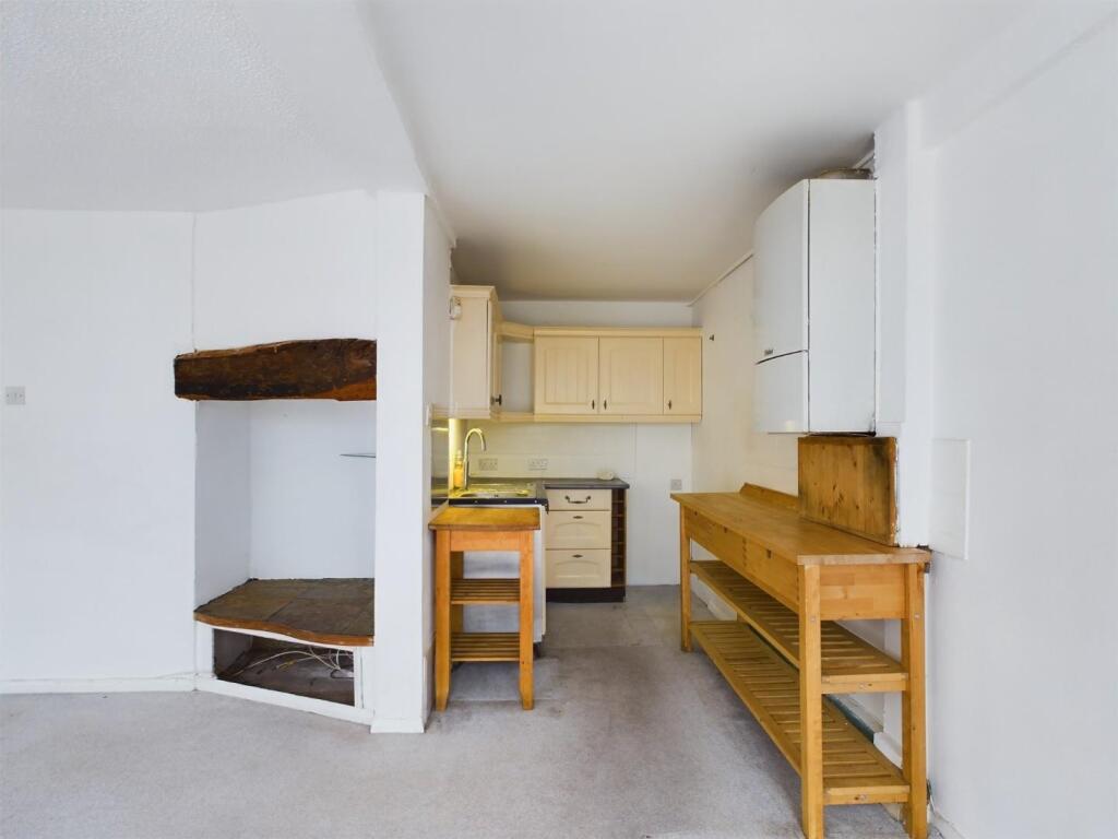 Additional property image - Holly Close, Speedwell, Bristol