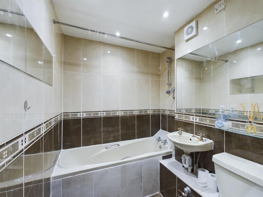Additional property image - Holly Close, Speedwell, Bristol