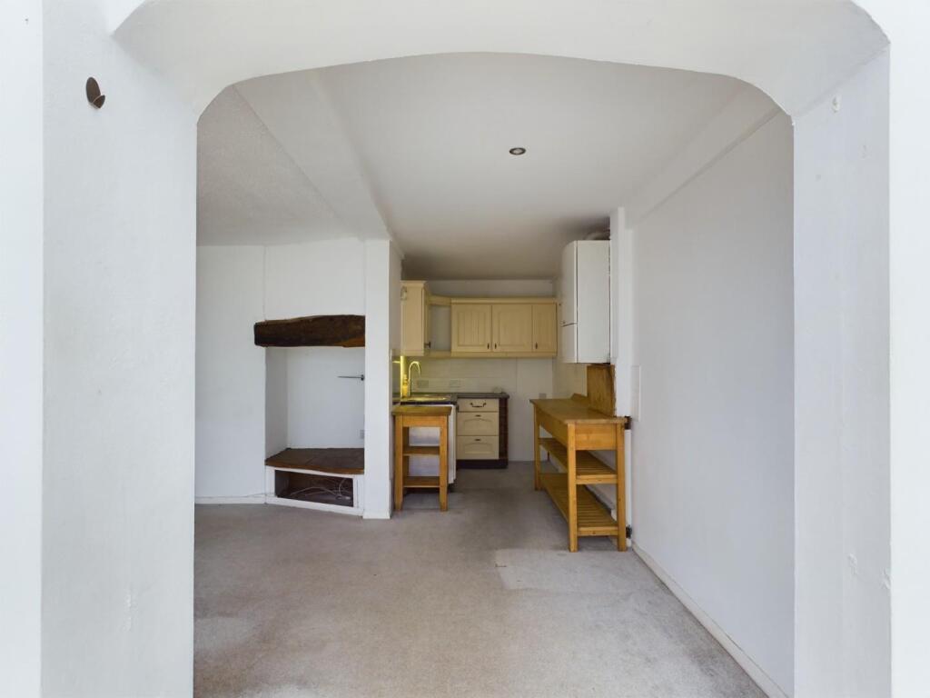 Additional property image - Holly Close, Speedwell, Bristol