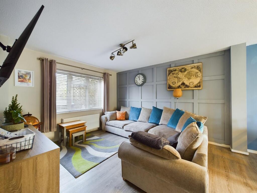 Additional property image - Lapwing Gardens, Stapleton, Bristol
