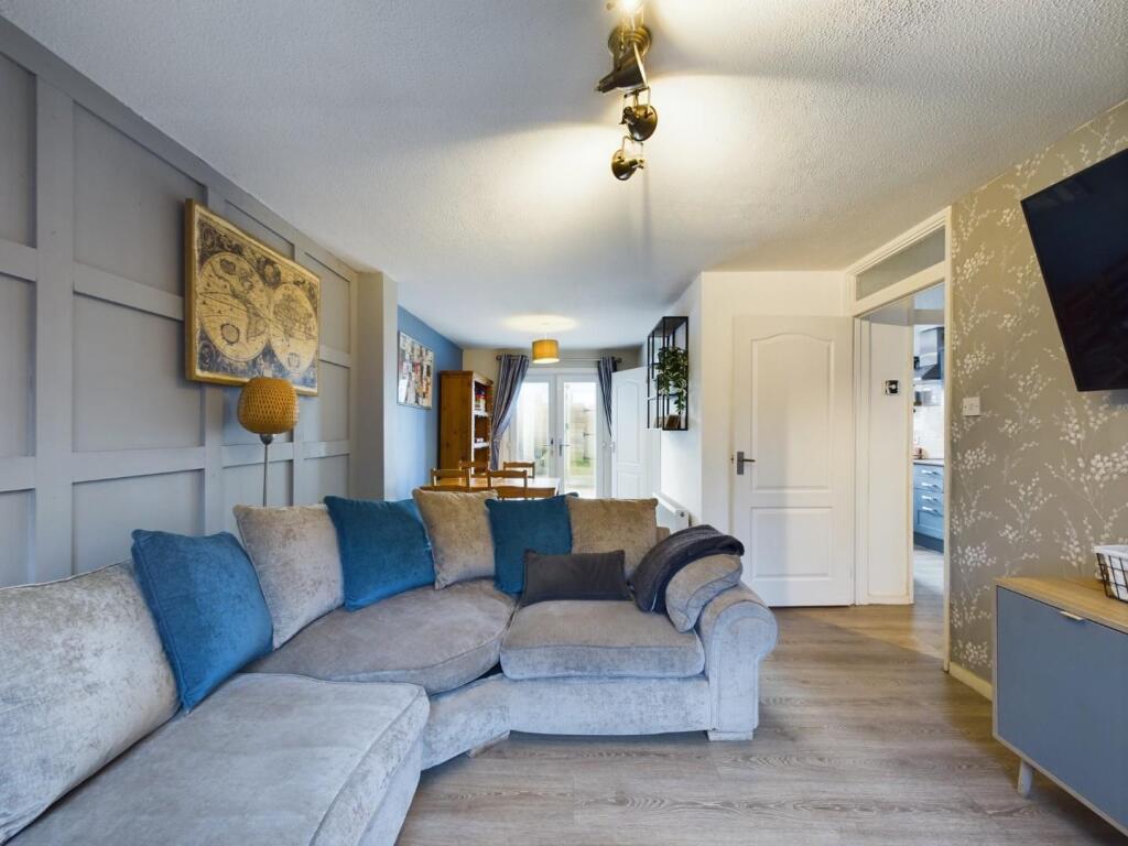 Additional property image - Lapwing Gardens, Stapleton, Bristol