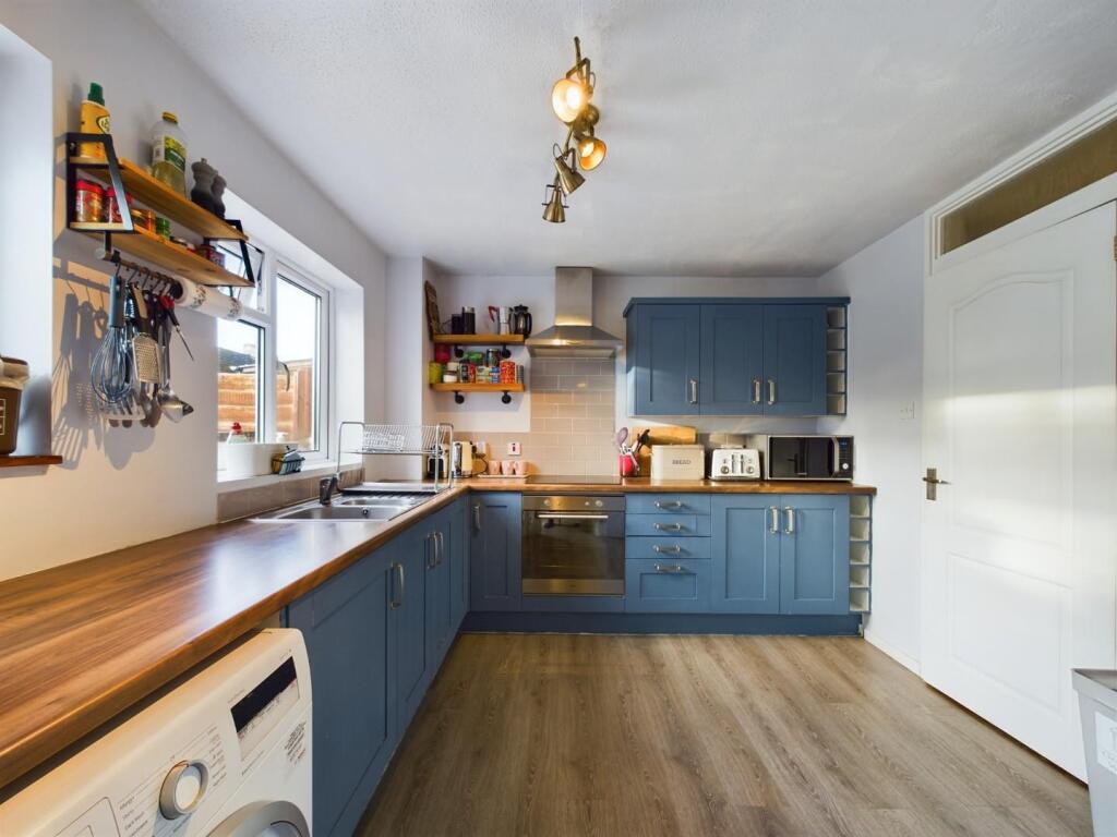 Additional property image - Lapwing Gardens, Stapleton, Bristol