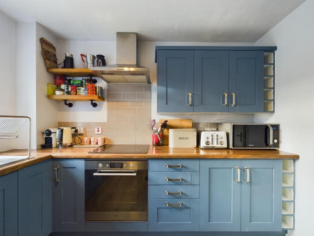 Additional property image - Lapwing Gardens, Stapleton, Bristol