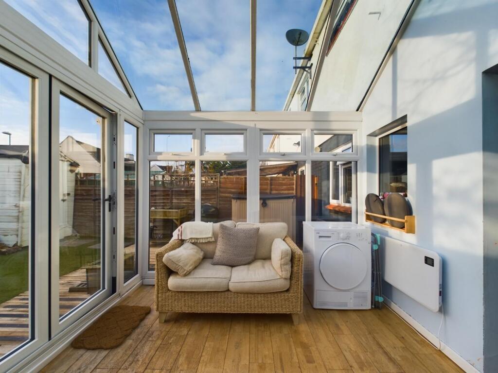 Additional property image - Lapwing Gardens, Stapleton, Bristol