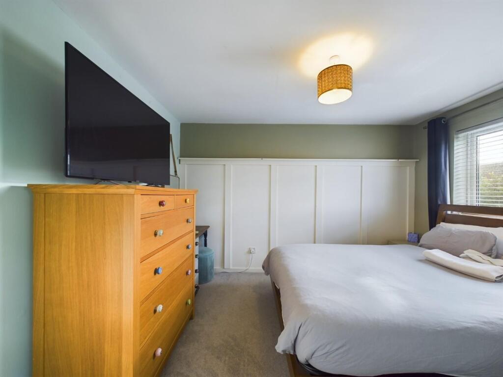 Additional property image - Lapwing Gardens, Stapleton, Bristol