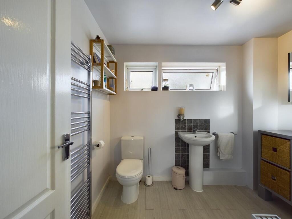 Additional property image - Lapwing Gardens, Stapleton, Bristol