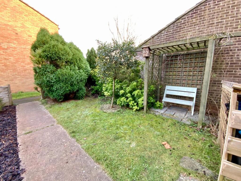 Additional property image - Lapwing Gardens, Stapleton, Bristol