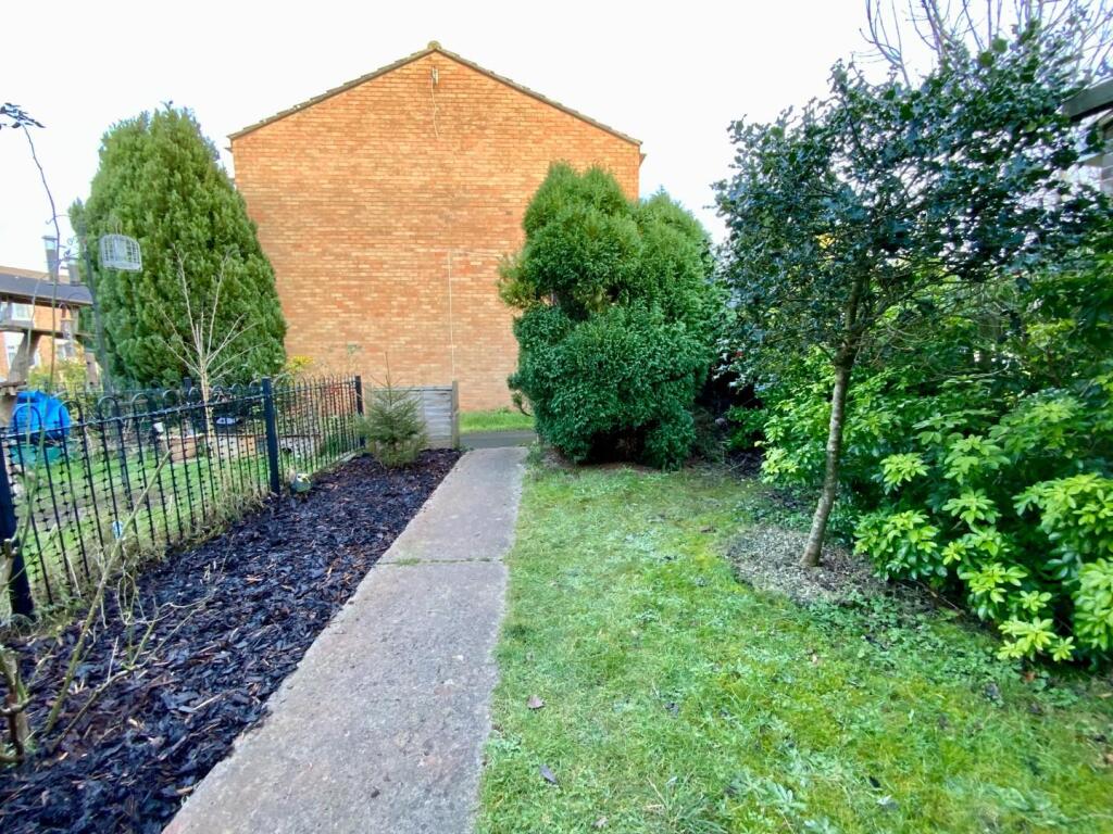 Additional property image - Lapwing Gardens, Stapleton, Bristol