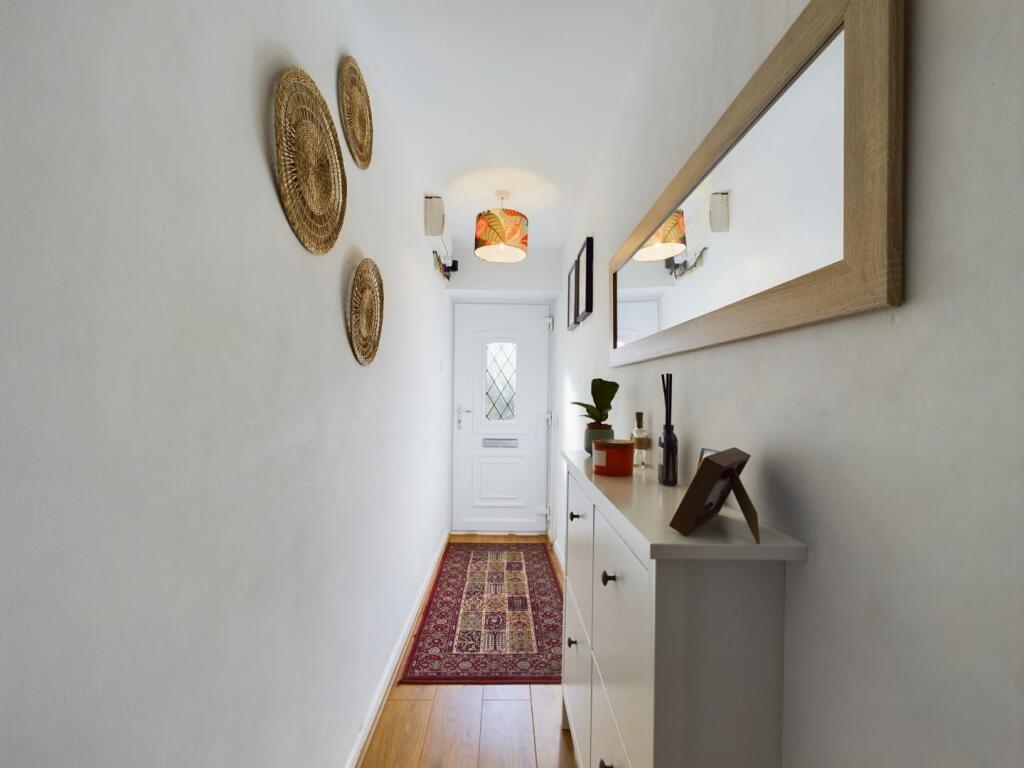 Additional property image - Cross Street, Bristol