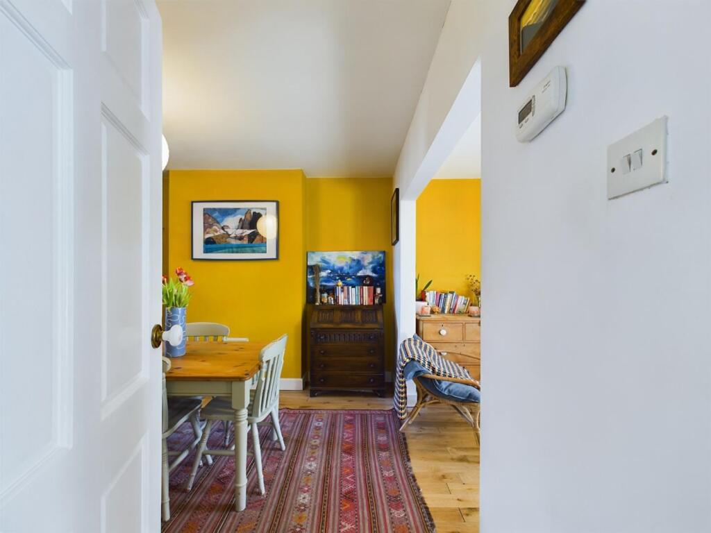 Additional property image - Cross Street, Bristol