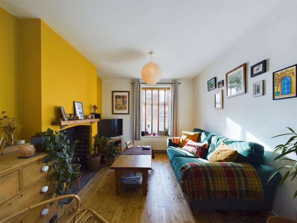 Additional property image - Cross Street, Bristol