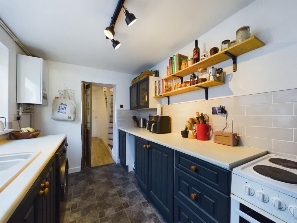 Additional property image - Cross Street, Bristol