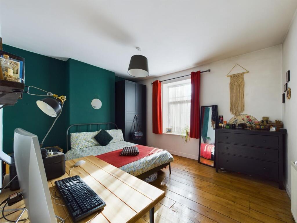 Additional property image - Cross Street, Bristol