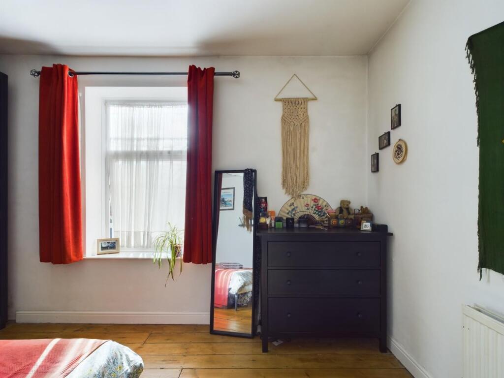 Additional property image - Cross Street, Bristol