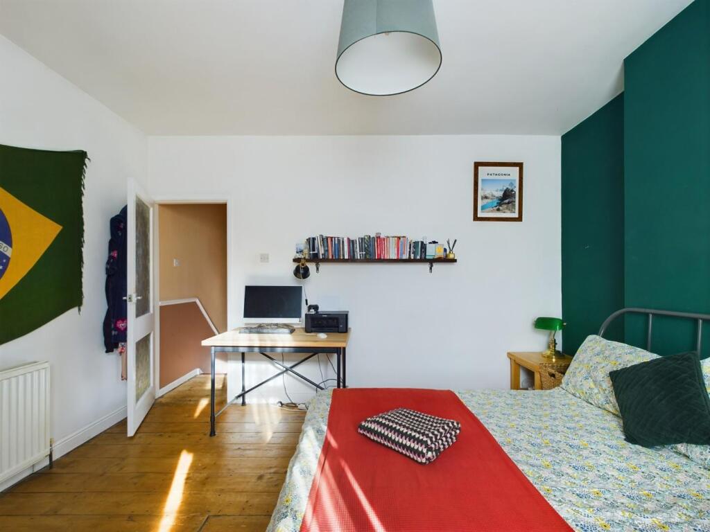 Additional property image - Cross Street, Bristol