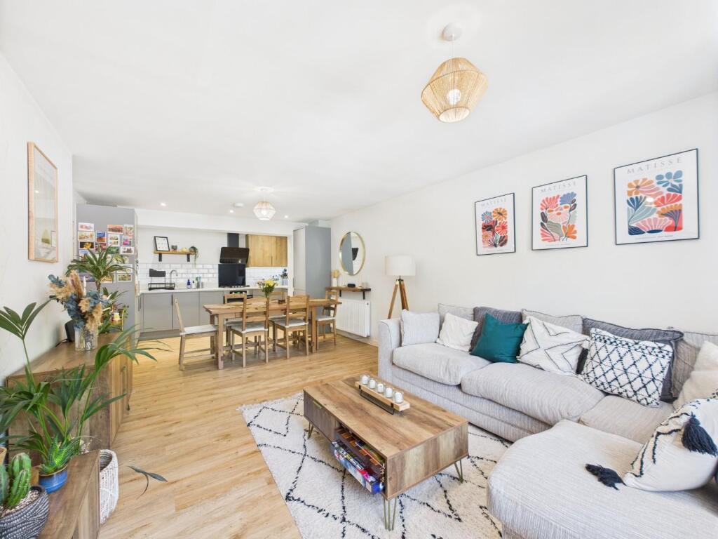 Main image of property: Fountain Park Court, St. George, Bristol