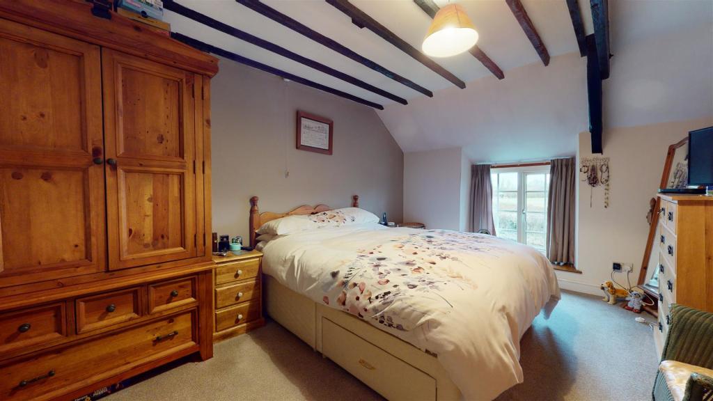 3 bedroom cottage for sale in Kilmersdon Road, Radstock, BA3