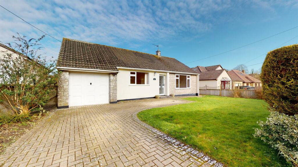 3 bedroom detached bungalow for sale in Ham Lane, Paulton, Bristol, BS39