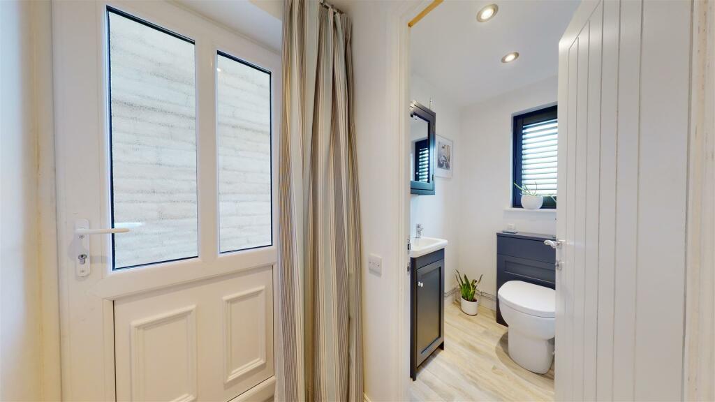 3 bedroom detached house for sale in Frenchfield Road, Peasedown St