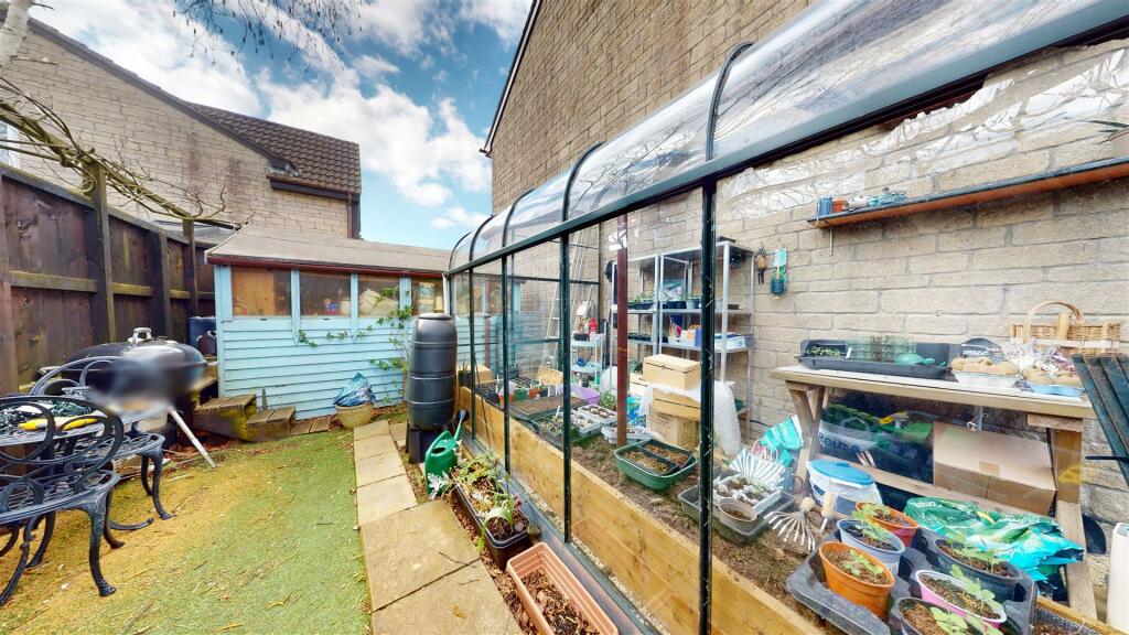 3 bedroom detached house for sale in Frenchfield Road, Peasedown St