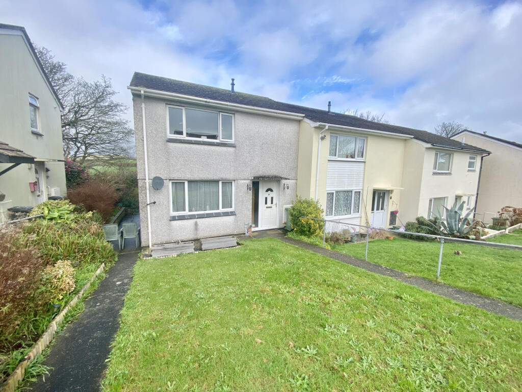 2 bedroom end of terrace house for sale in Pendennis Road, Penzance