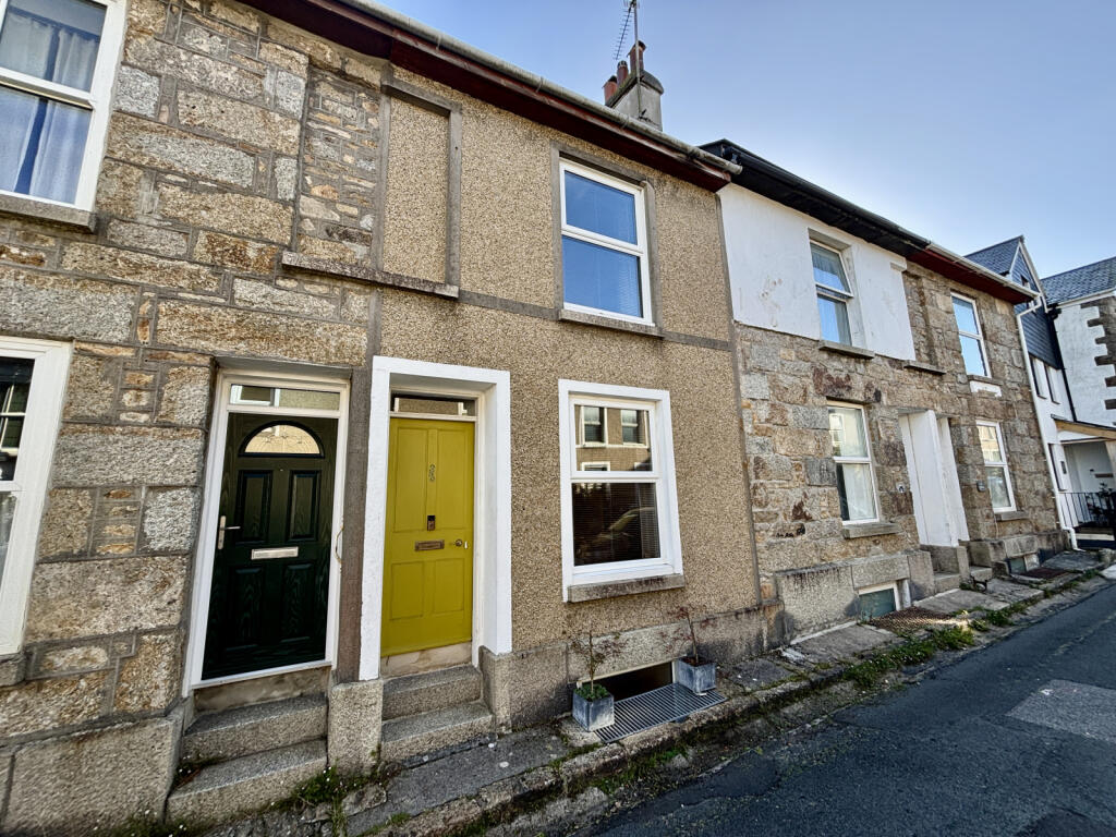 Main image of property: Rosevean Road, Penzance, TR18 2DX
