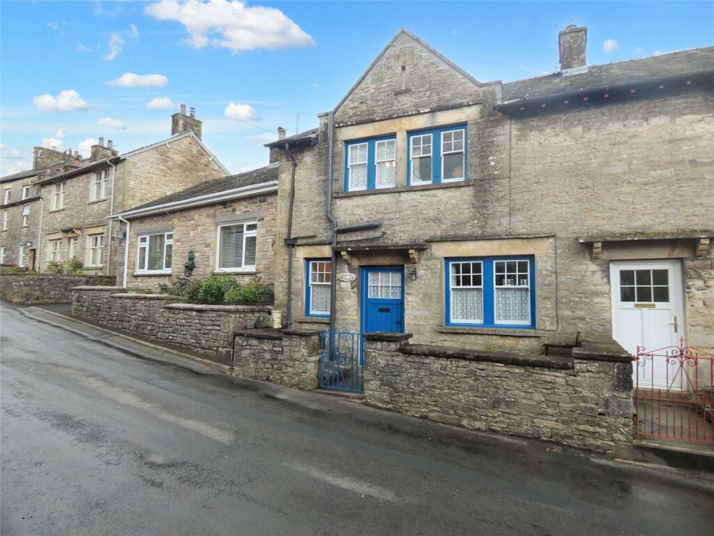 2 bedroom terraced house for sale in Ravenstonedale, Kirkby Stephen, CA17