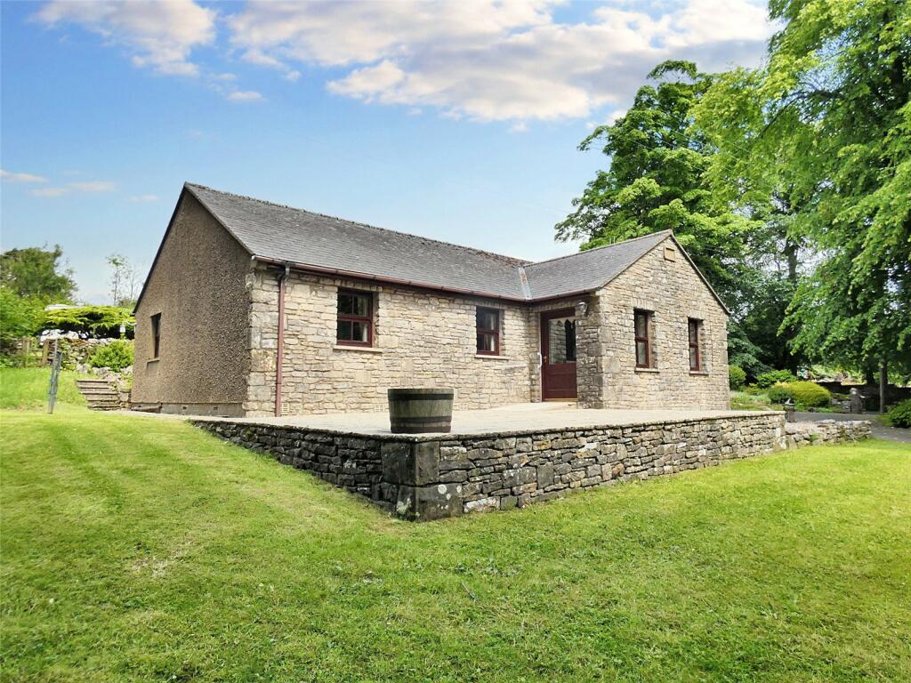 2 bedroom bungalow for sale in NewbigginonLune, Kirkby Stephen
