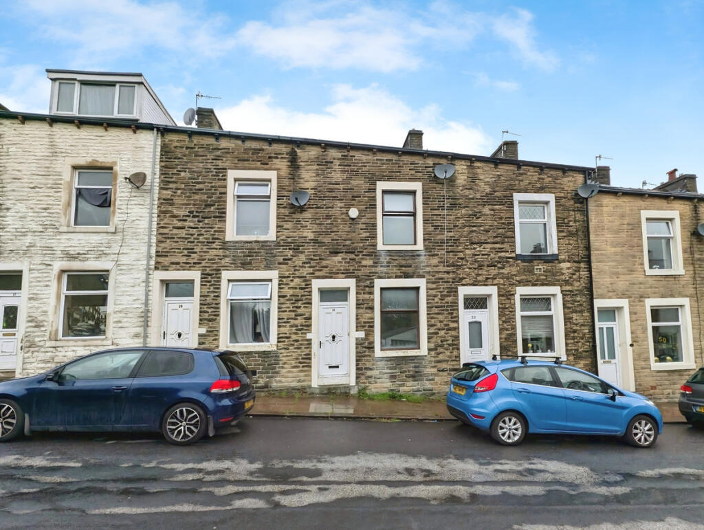 Main image of property: 21 Gisburn Street, Barnoldswick