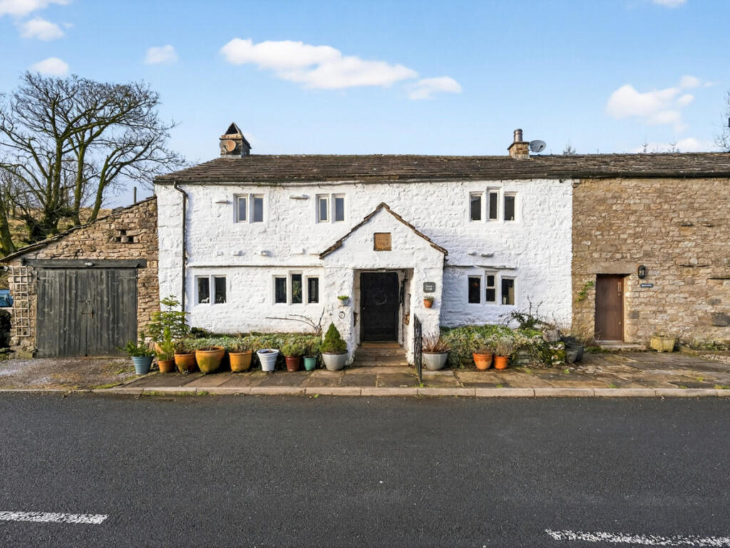 Main image of property: Low Scar, Garsdale, Sedbergh, LA10 5PL