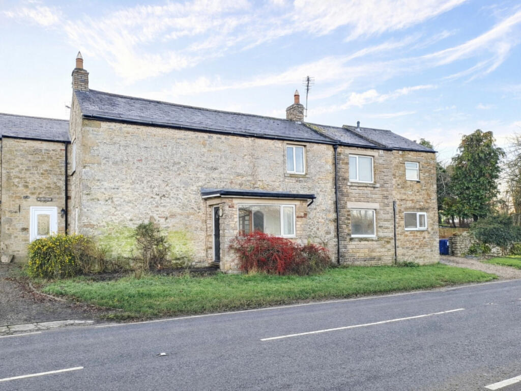 Main image of property: Leyburn Road, Middleham, DL8 4