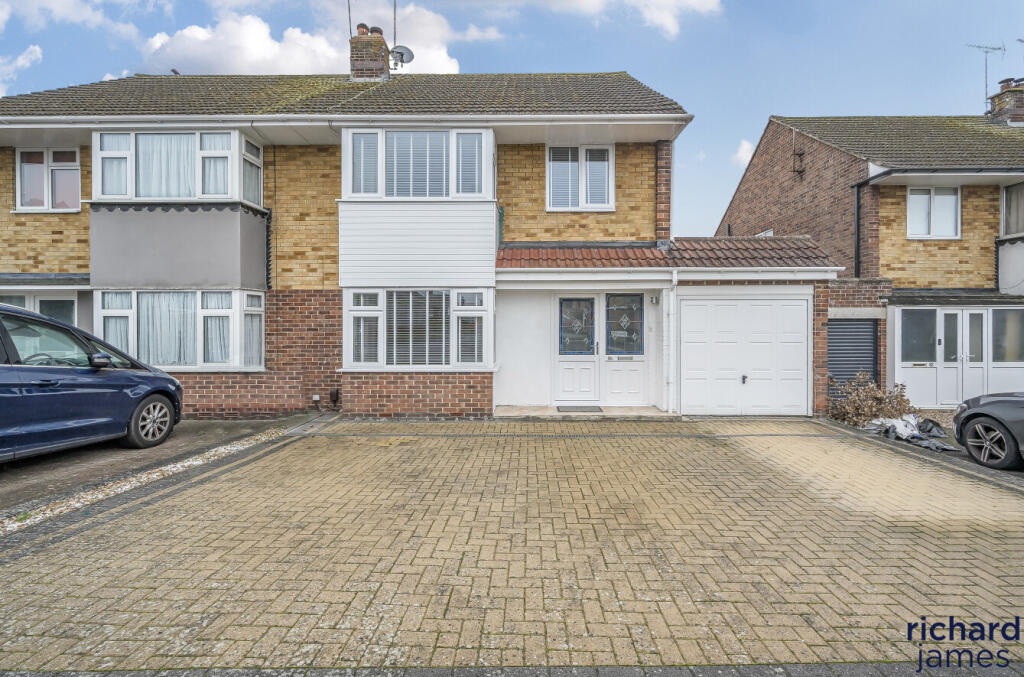 Main image of property: Kerrs Way, Wroughton, Swindon, SN4