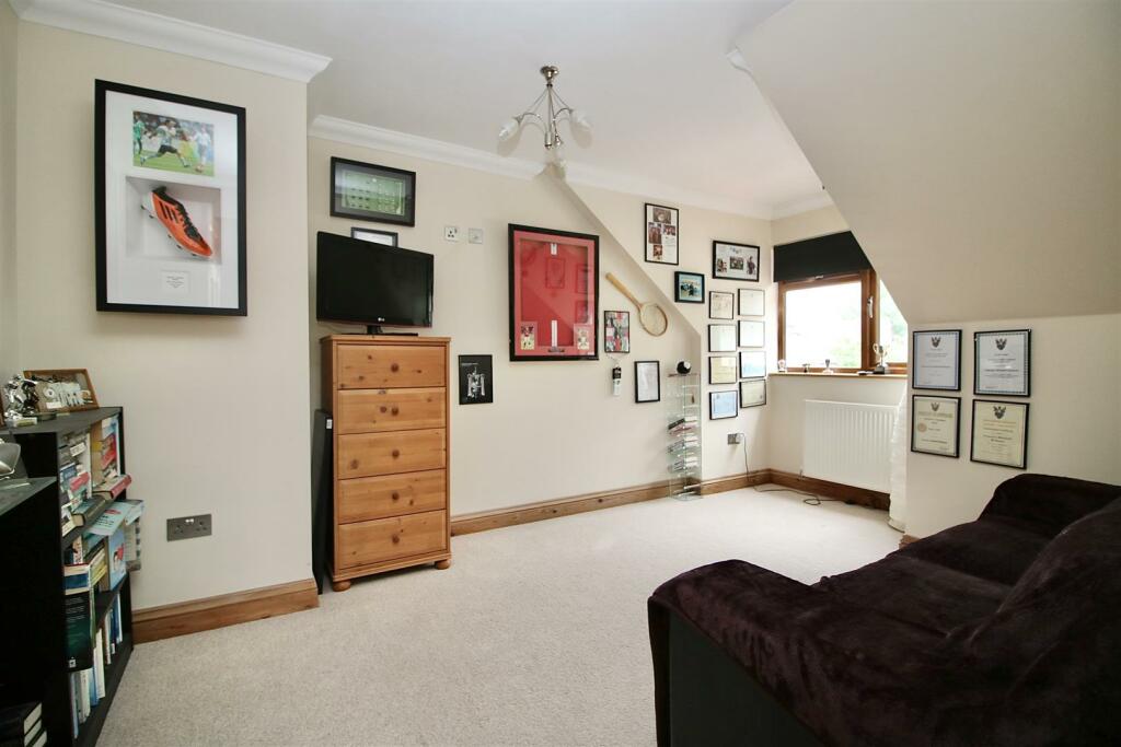 Additional property image - West Park Avenue, Billericay