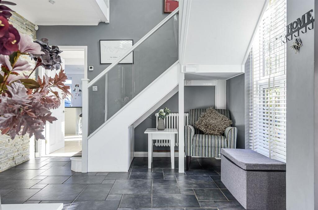 Additional property image - Birch Lane, Stock, Ingatestone
