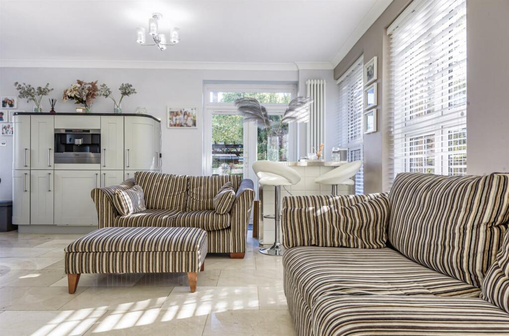 Additional property image - Birch Lane, Stock, Ingatestone