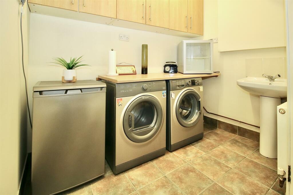 Additional property image - Second Avenue, Billericay