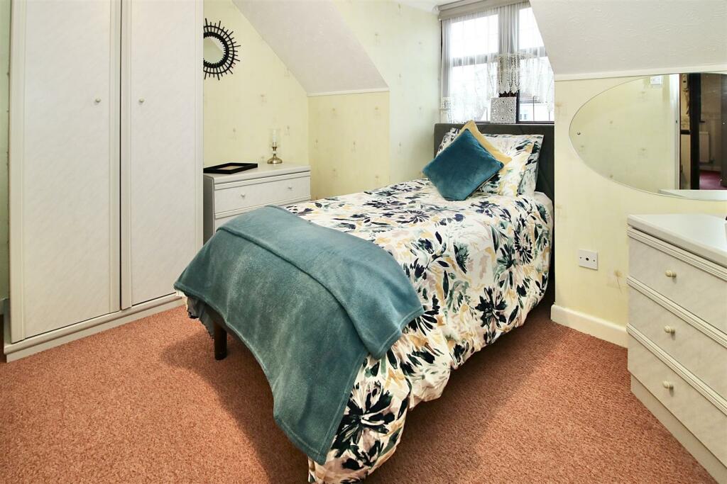 Additional property image - Second Avenue, Billericay