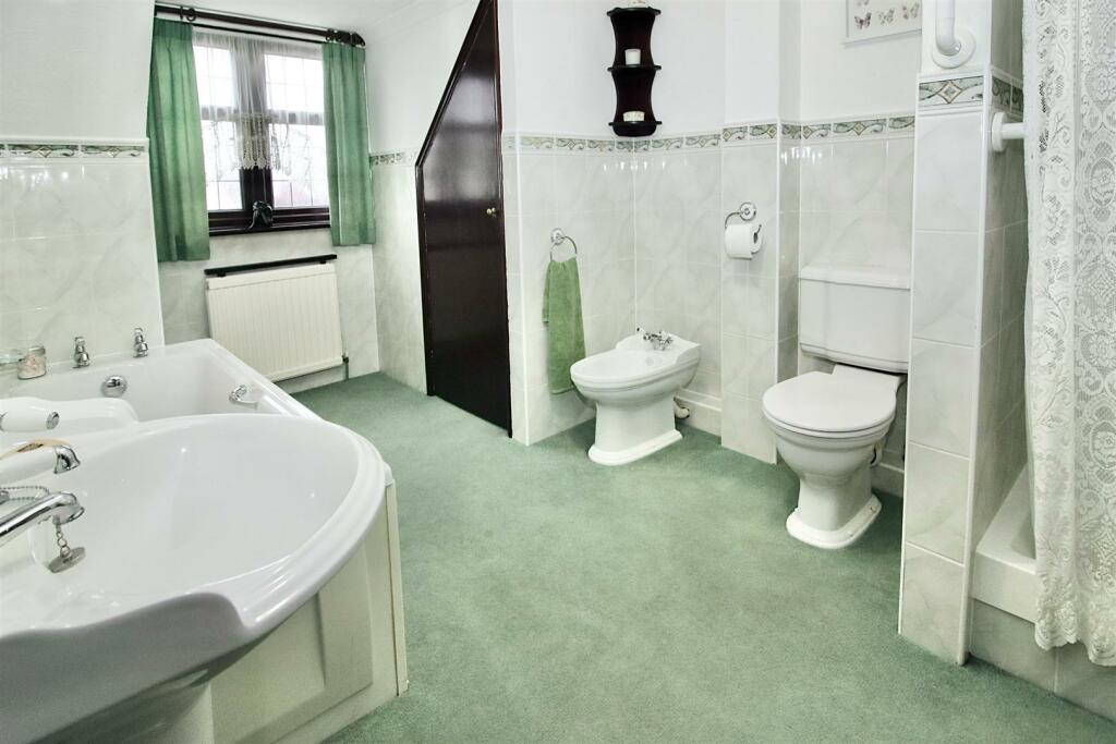 Additional property image - Second Avenue, Billericay