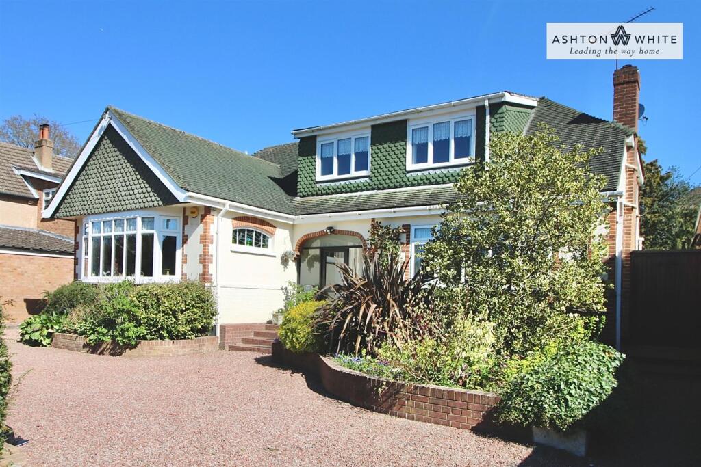 Main image of property: Mountnessing Road, Billericay