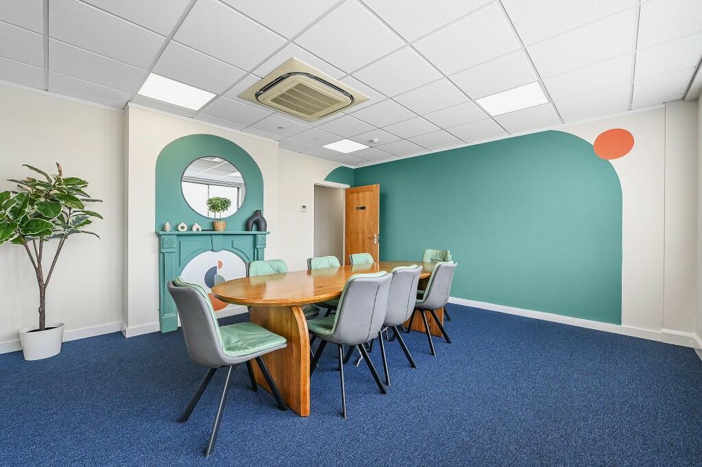 Additional property image - Parkway, Chelmsford, Essex, CM2