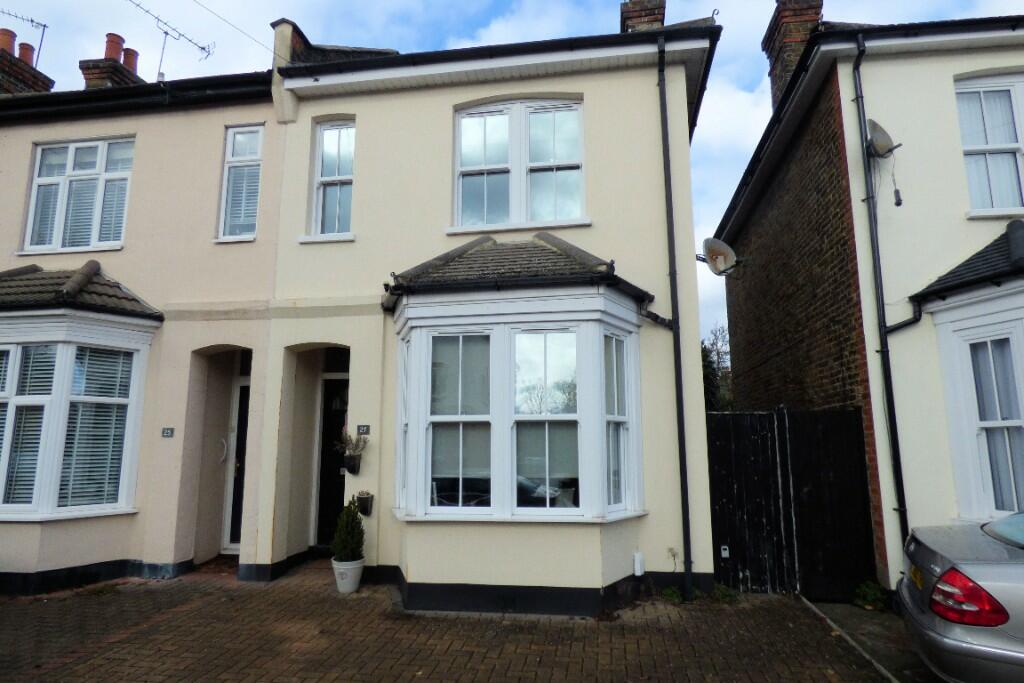 2 bedroom semidetached house for sale in St. Lawrence Road, Upminster