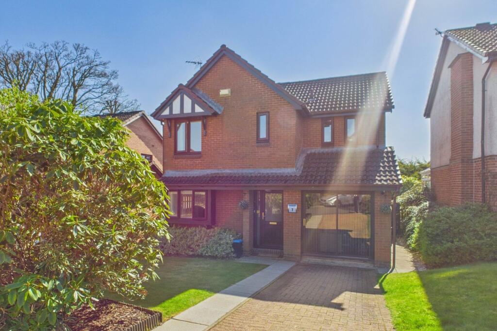 Main image of property: Fulmar Park, East Kilbride